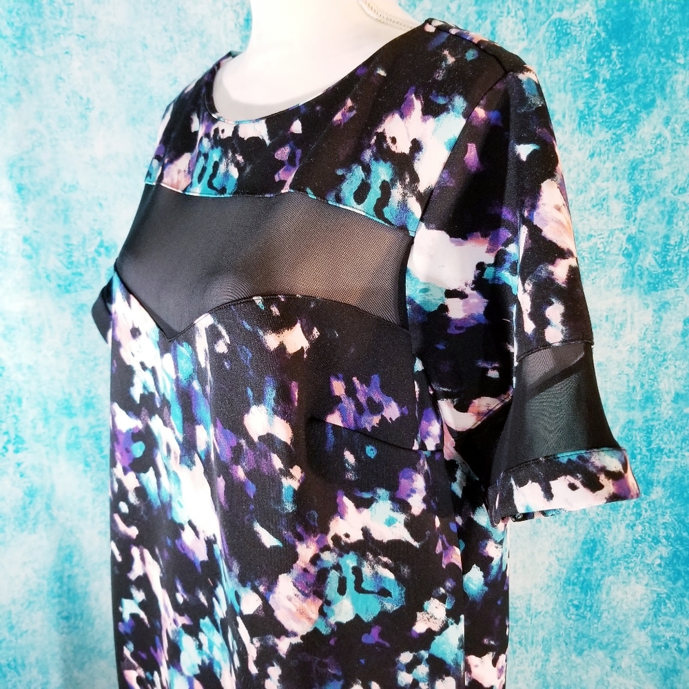 Boutique Abstract Sheer Mesh PeekaBoo Dress - Picture 11 of 12